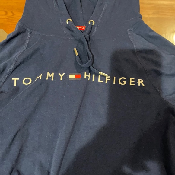 Tommy Hilfiger Cotton Hoodie NWT - Picture 2 of 3